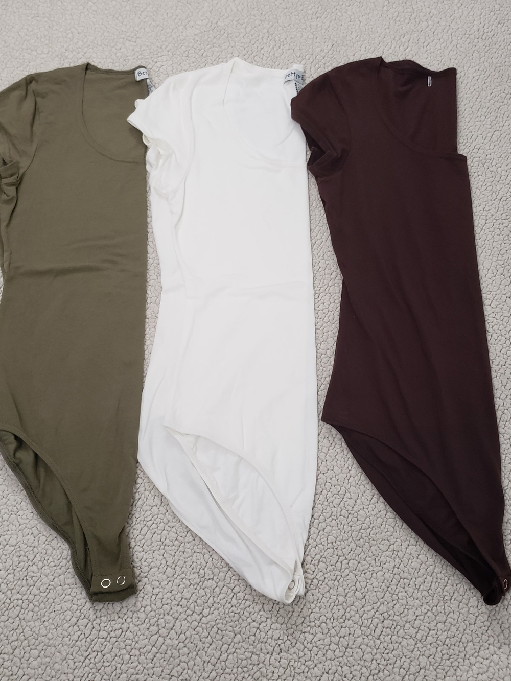 VTG BUNDLE 3 Women’s Scoop Neck Bodysuits - Olive, White, Burgundy | Large / Med